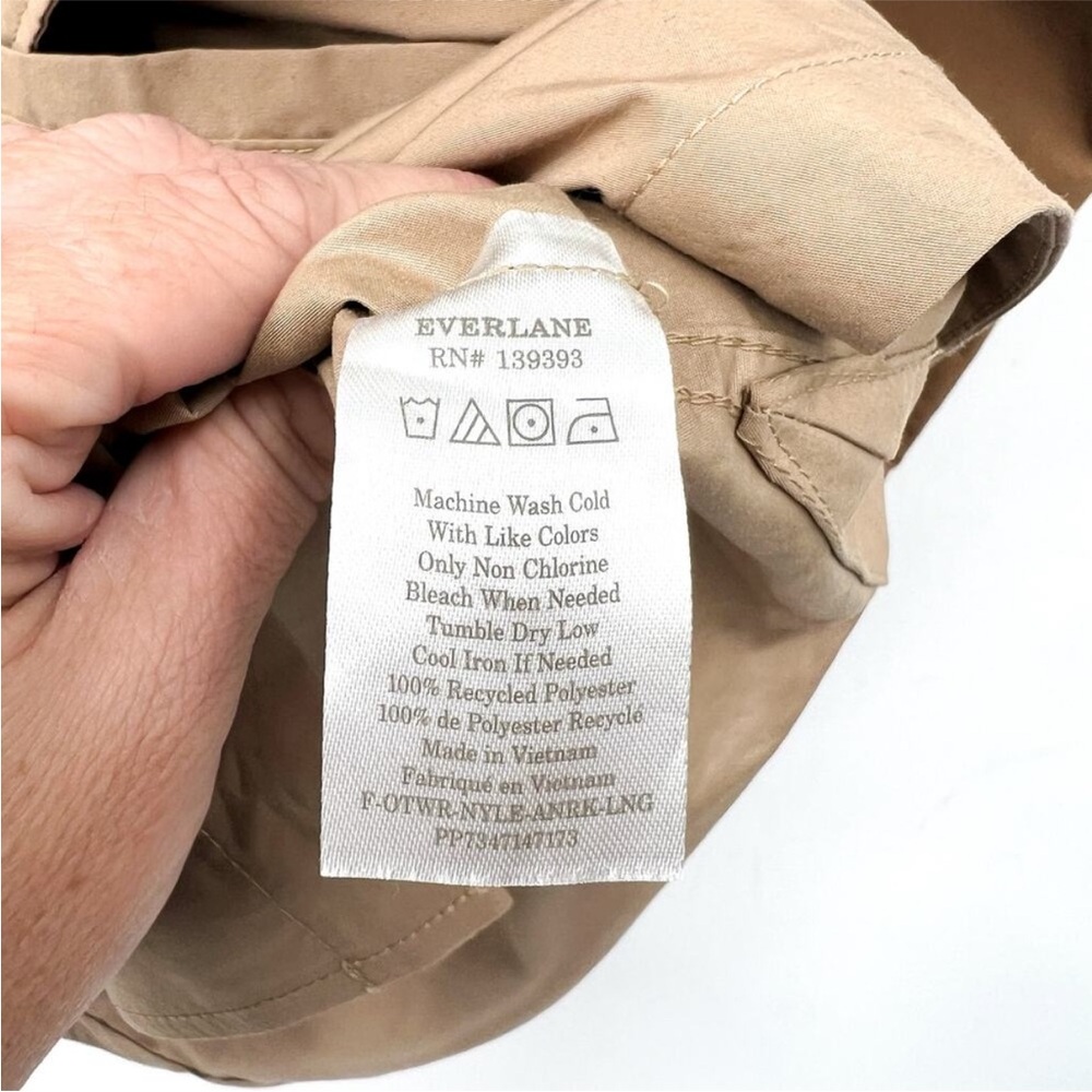 Everlane Women's Tan and Brown Utility Rain Jacket - Picture 5 of 5